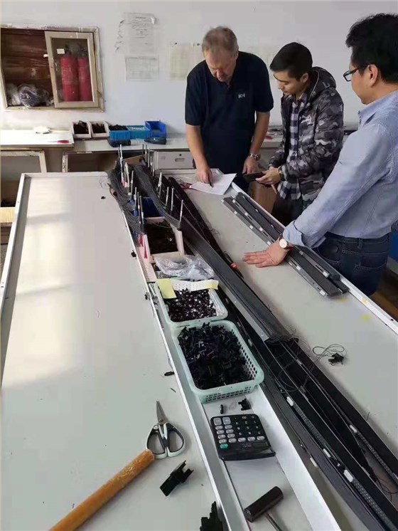 德國(guó)韋柏紗窗設(shè)計(jì)師