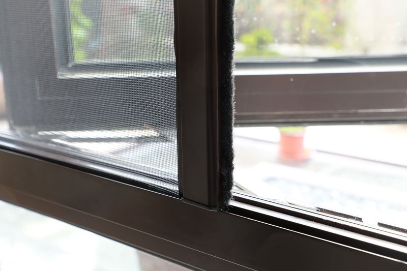 FJ防風緩沖式卷軸紗窗 FJ防風緩沖式卷軸紗窗